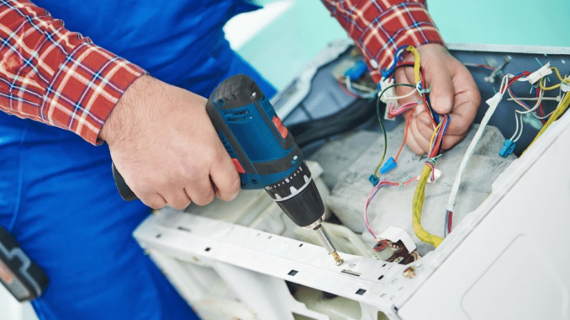Bornova Franke Franke çamaşır makinesi kart tamiri – Su almama arızası orijinal parça ile giderildi. - Teknik servis örneği